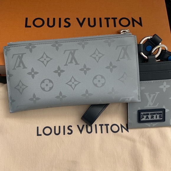 Louis Vuitton Alpha Pouch M44178 Space Collection